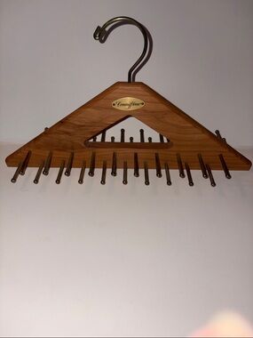 WOODLORE Tie Belt Scarf Hanger Holder Rack 40 Pegs Cedar Wood Closet Organizer